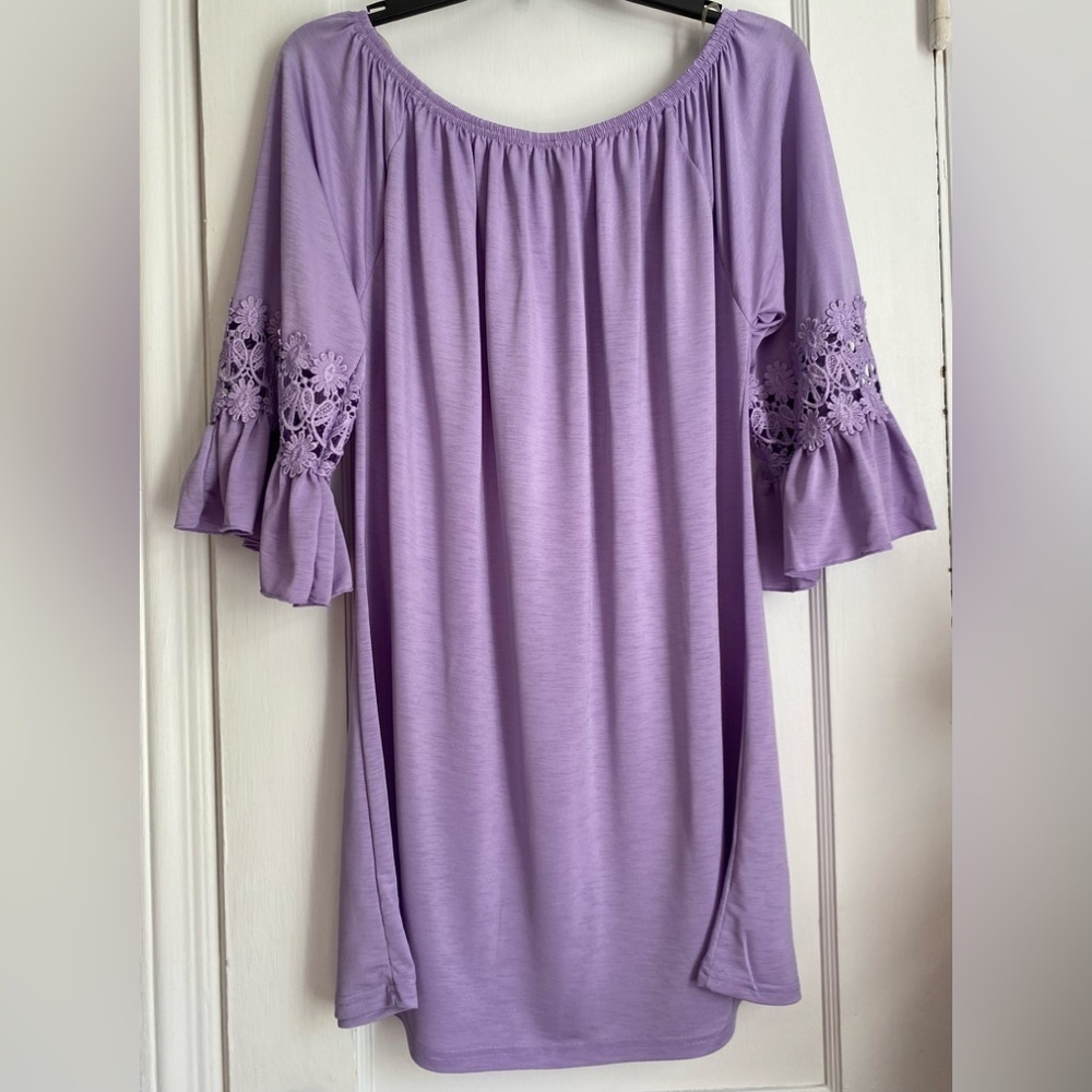 Win Win Ruffle Bell Crochet Sleeves Off the Shoulder Tunic, Sz: L/ XL